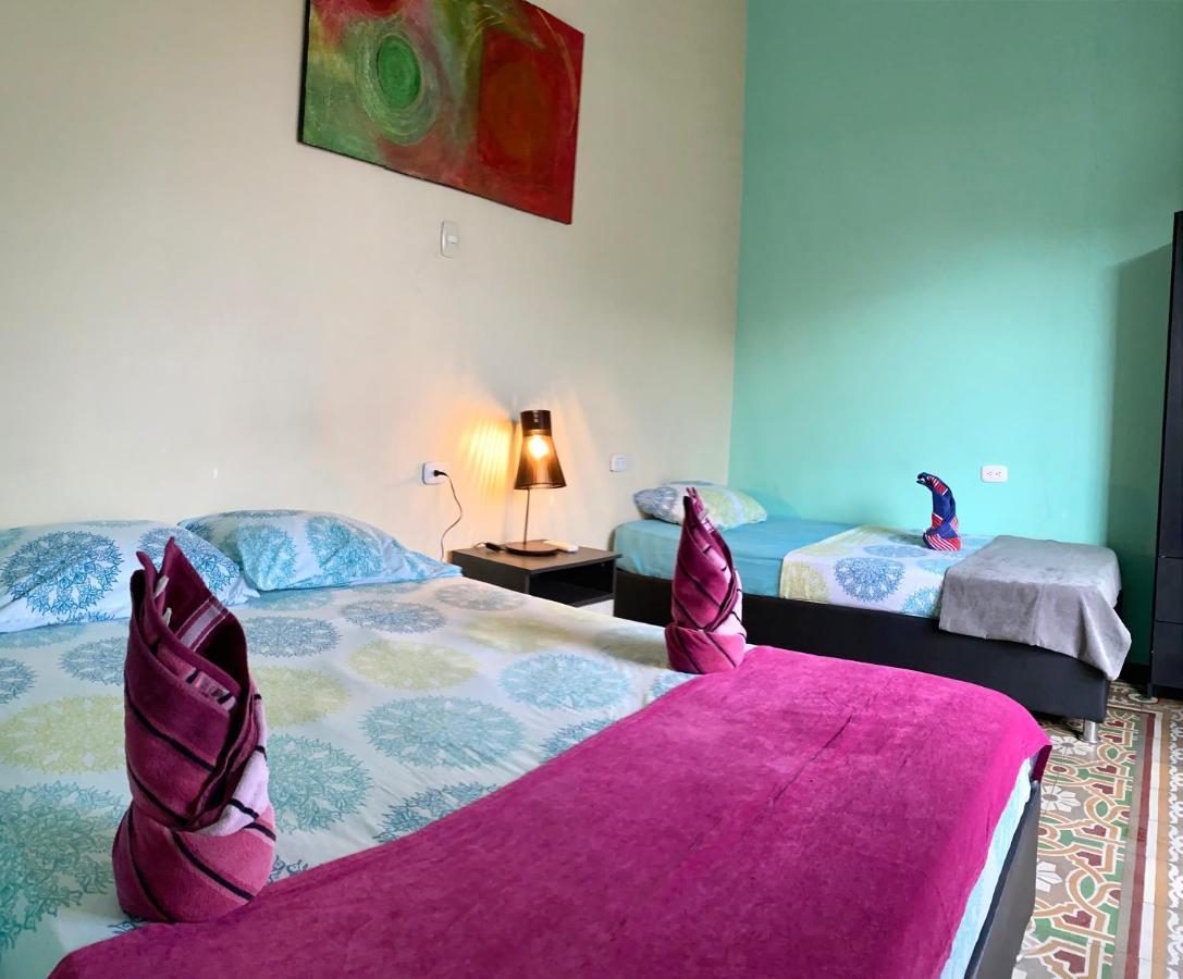 La Buleka Hostel Cartagena Luaran gambar